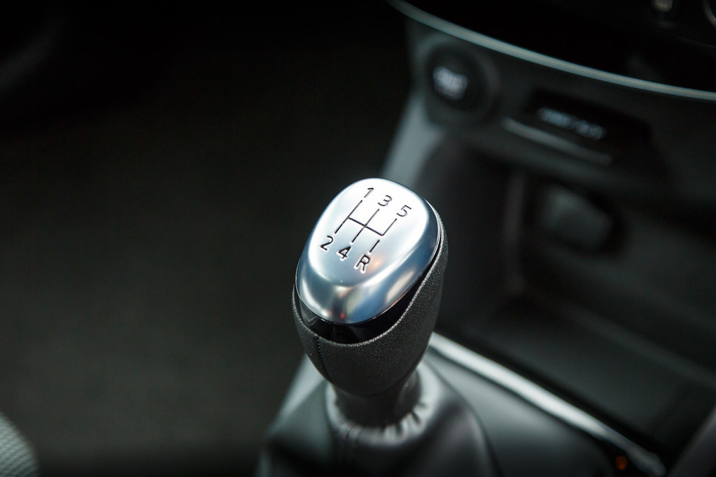 shifting gears made easy 11 steps to proficient stick shift driving